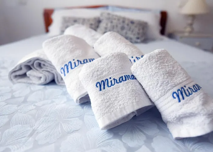 Miramare לינה וארוחת בוקר